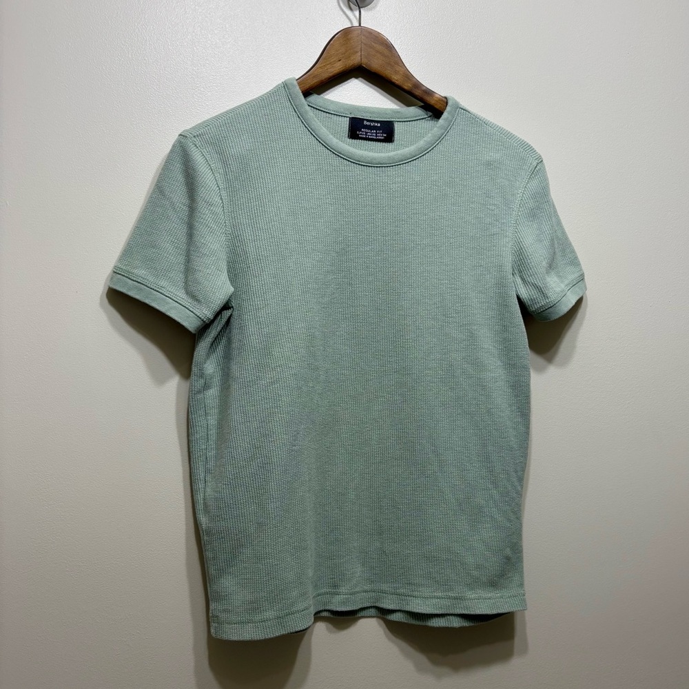 Bershka Waffle Knit Regular Fit Short Sleeve Casual Comfy Tee Shirt Top Green